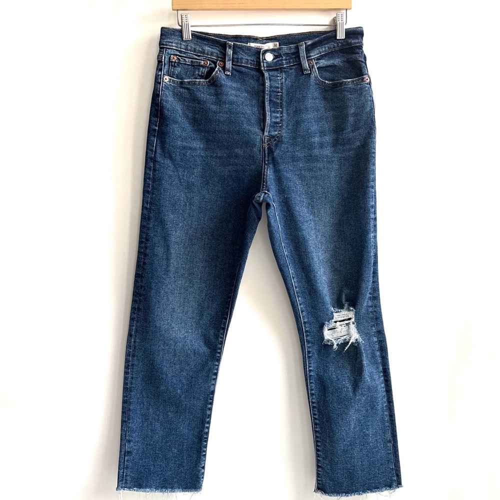 Levi’s Wedgie Straight High Rise Distressed Raw Hem Jeans Blue Denim Size 32